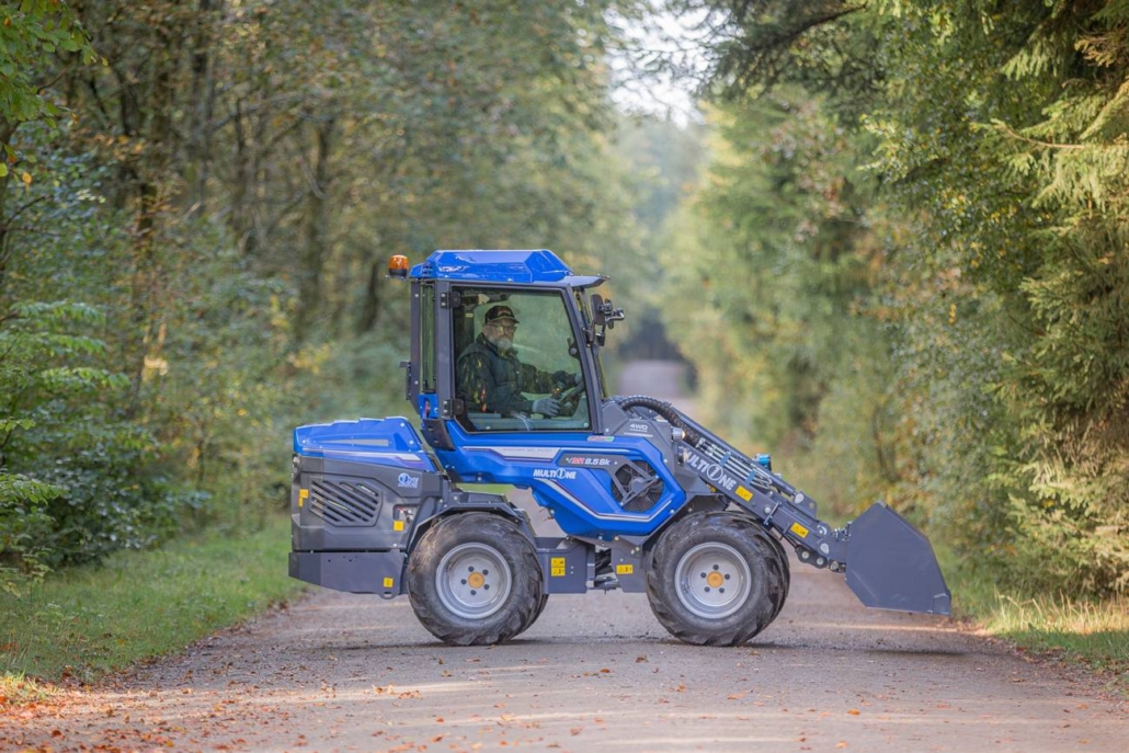 MultiOne mini loader 8.5 series 08