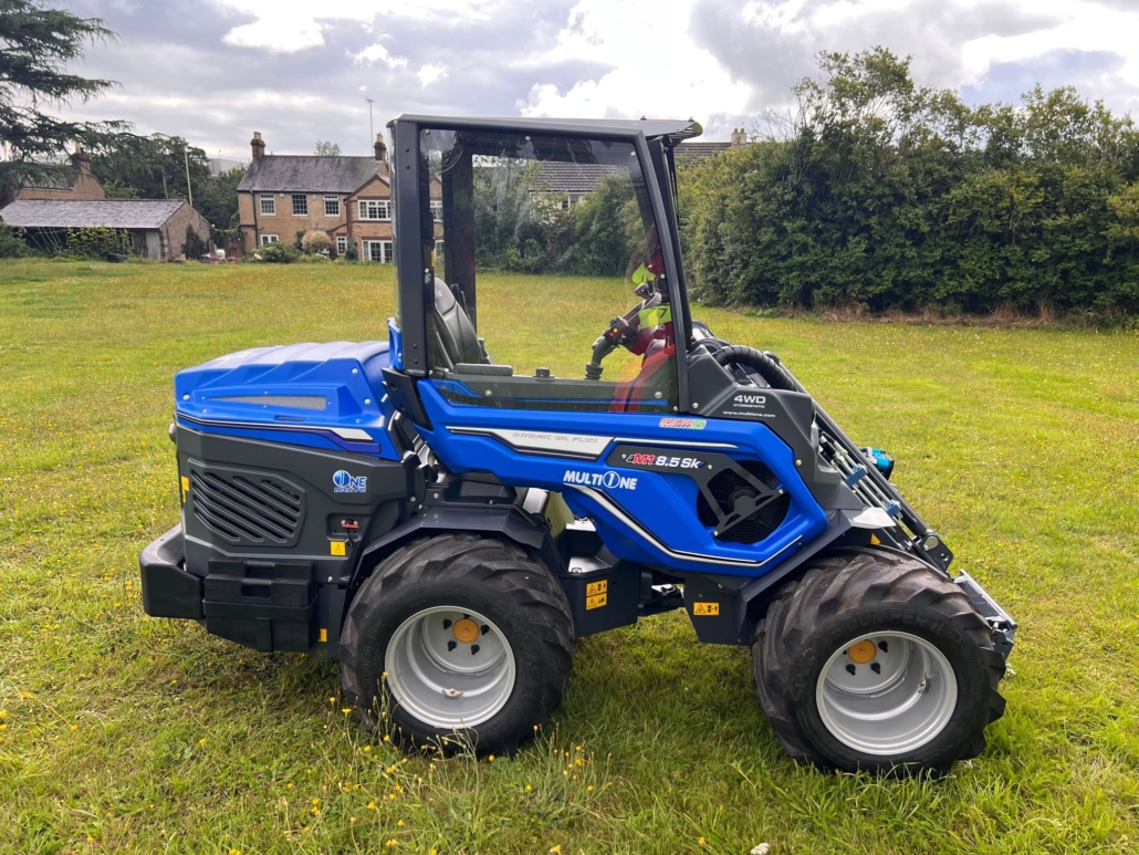 MultiOne mini loader 8.5 series 11