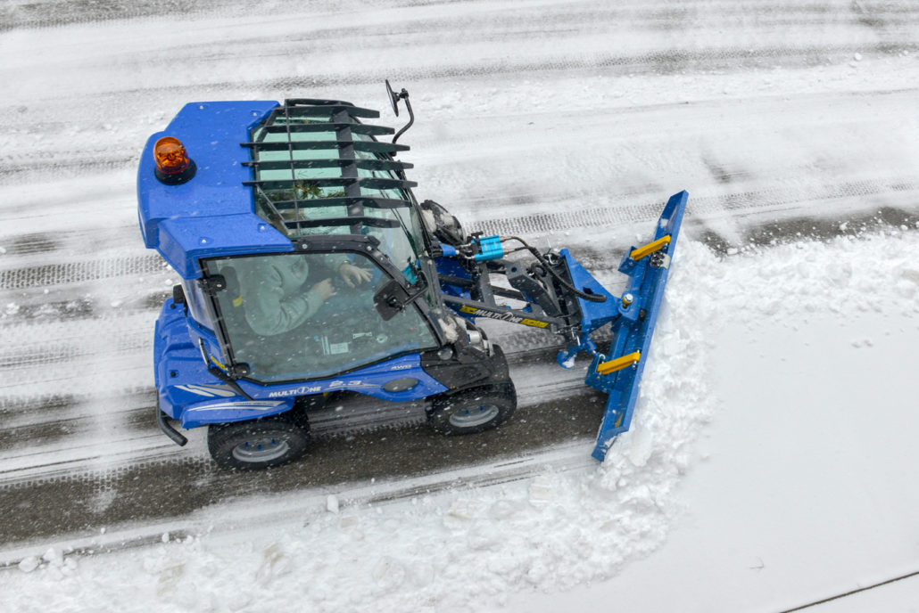 series 2 miniloader with snow blade seen from above